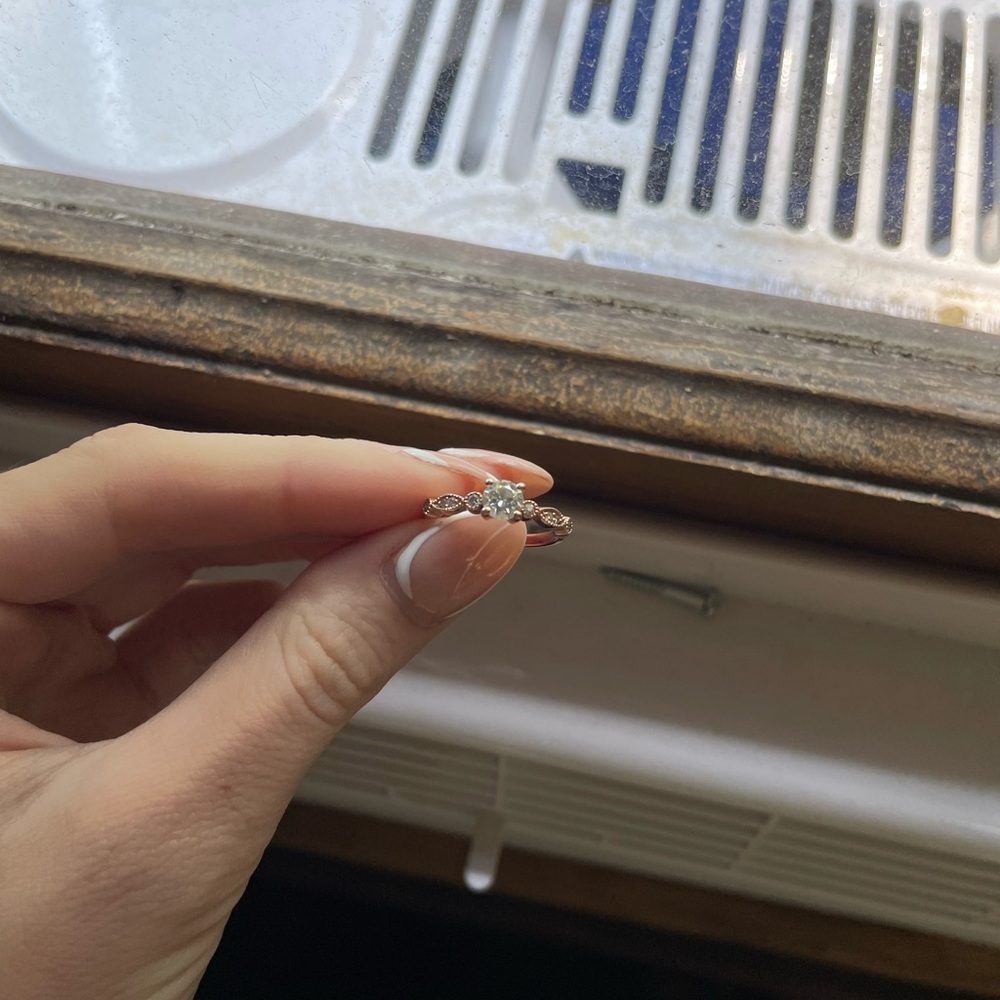 14K Rose Gold Engagement RingSize 5.5